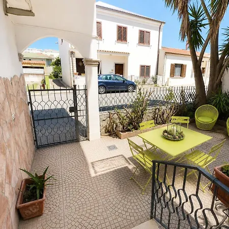Elicriso 29 Private Courtyard Near Costa Smeralda Διαμέρισμα Όλμπια